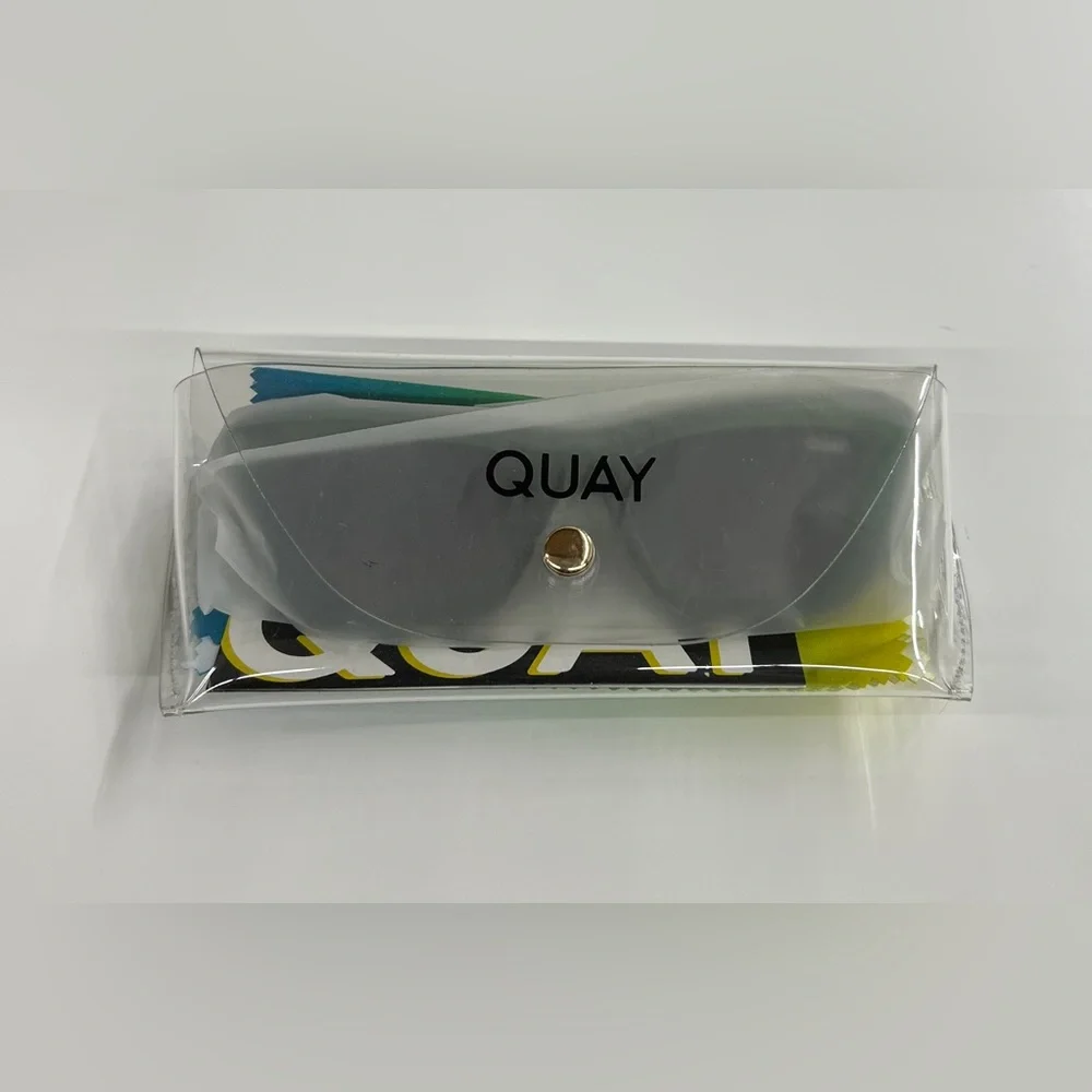 QUAY AUSTRALIA On the Radio 50mm Cat Eye Sunglasses in Green /Smoke